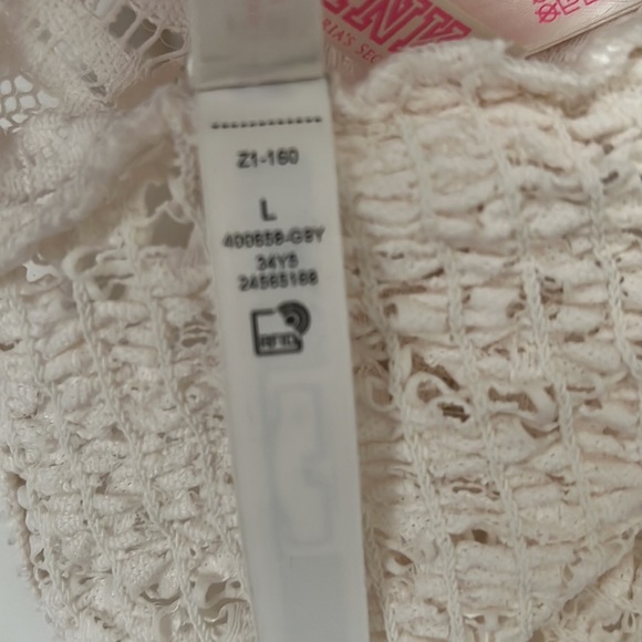 Victoria’s Secret Lace Strappy Cami Bralette - Picture 6 of 7